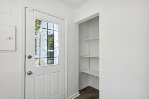 230 Maple St, Atlanta GA  30354-1206 exterior