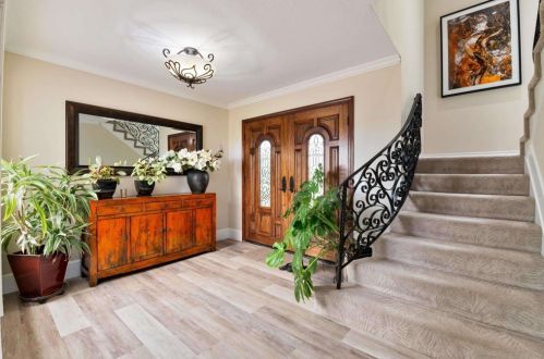 1705 Gascony Rd, Encinitas, CA 92024-1226