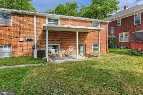 948 Walnut St, Hanover PA 17331-1523 exterior