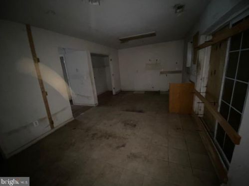 204 Passaic St, Trenton NJ 08618-4650 exterior