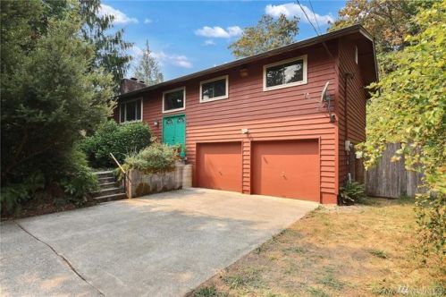 16215 186th Ave, Seattle, WA 98058-0946
