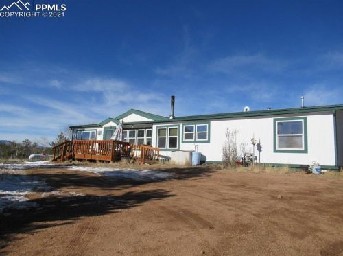64 Columbine Ln, Twin Rock, CO 80816-8863