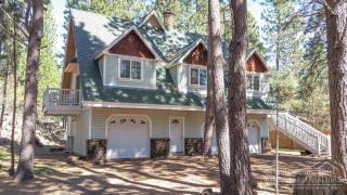 18832 River Woods Dr, Bend OR  97702-7905 exterior
