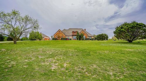 100 Blanca Meadows Ct, Fort Worth, TX 76035-4614