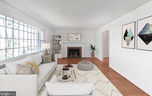 24 Pennbrook Dr, Tavistock, NJ 08033-3509