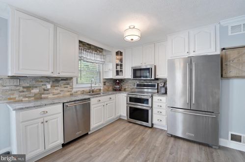 607 Wilgis Rd, Fallston, MD 21047-2817