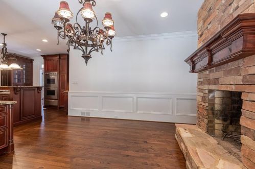 3986 Fernway Ct, Atlanta GA  30319-1667 exterior