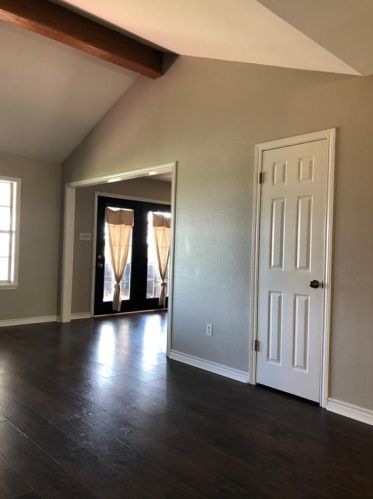 128 Wild Phlox Dr, Bellvue TX  77418-1925 exterior