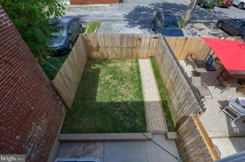 624 Pne St, Lancaster PA  17603-2824 exterior