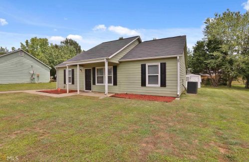 32 Oak St, Newnan, GA 30263-5837