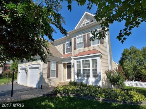 9996 Broadsword Dr, Bristow VA  20136-2609 exterior