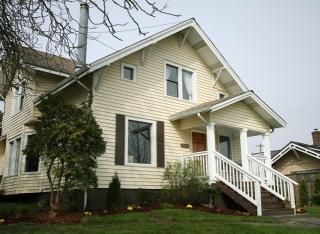 1030 Wetmore Ave, Everett, WA 98201-1552