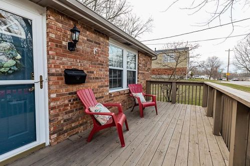 1116 Beacon St, Cincinnati, OH 45230-3608