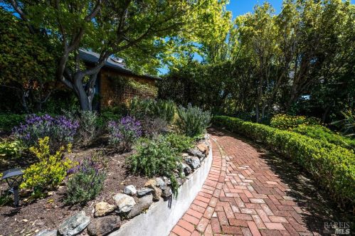 331 Golden Gate Ave, Tiburon, CA 94920-2444