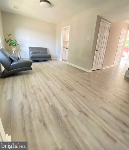 14723 Hackwood St, Woodbridge, VA 22191-3123