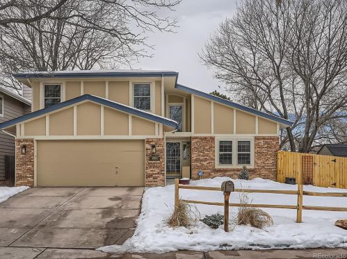 2103 Oakland St, Denver, CO 80010-1615