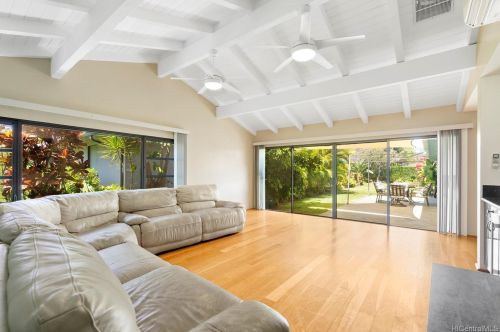 7777 Kalohelani Pl, Honolulu HI 96825-2829 exterior