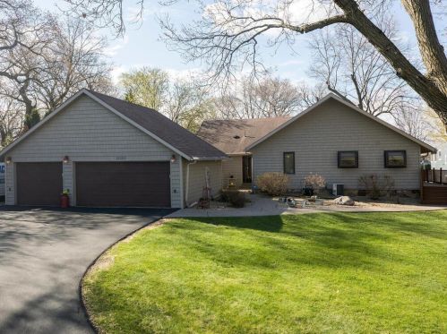 16553 Northwood Rd, Prior Lake, MN 55372-2327