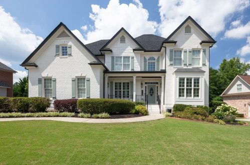112 Three Branches Dr, Holly Springs, GA 30188-5952