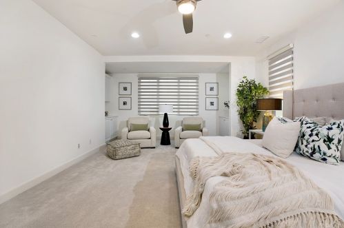 121 Long Fence, Irvine CA  92602-1807 exterior