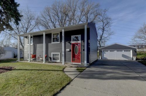 2701 North Dr, Hammond, IN 46322-1053