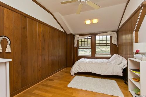 3236 Huelani Dr, Honolulu HI  96822-1233 exterior