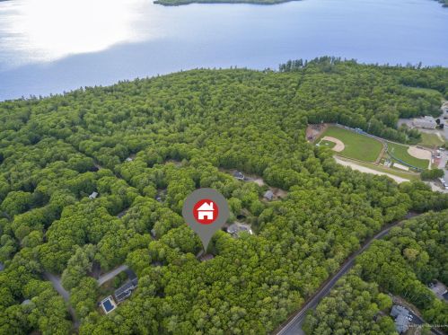17 Beech Rd, Standish, ME 04084-5204