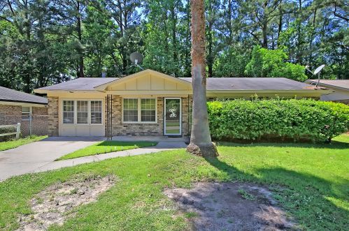 313 Elliott Dr, Ladson, SC 29456-4871