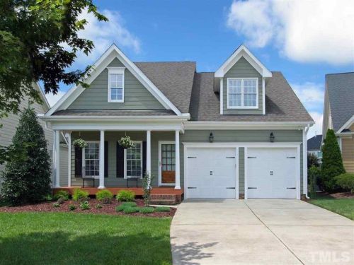 7009 Dayton Ridge Dr, Apex, NC 27539-4136
