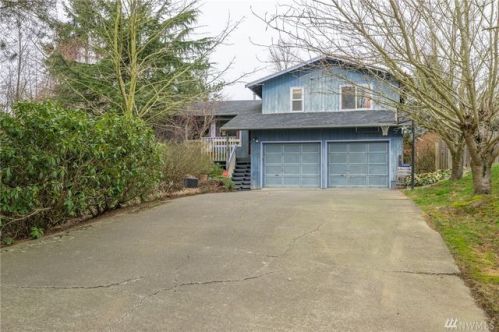 2386 Heather Dr, Ferndale, WA 98248-9219
