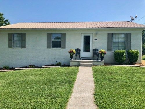 1688 Pleasant View Dr, Talbott, TN 37877-8895