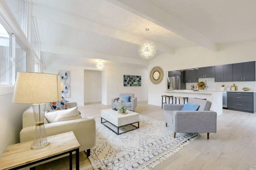 2125 Elderberry Ln, San Rafael, CA 94903-1222