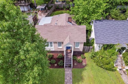 1102 Hawthorne St, Atlanta GA  30307-2609 exterior