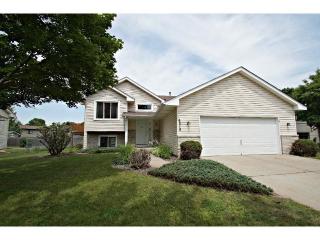 6518 110th Ln, Champlin, MN 55316-3854