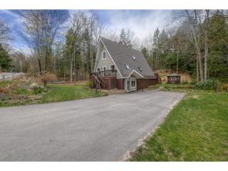 238 Normand Rd, Goffstown, NH 03045-2358