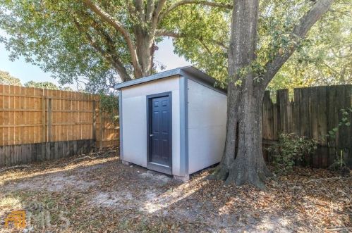 215 Highland Dr, Warner Robins GA  31088-6003 exterior