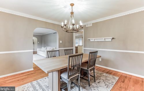 806 Avondale Ave, Tavistock NJ 08033-2809 exterior