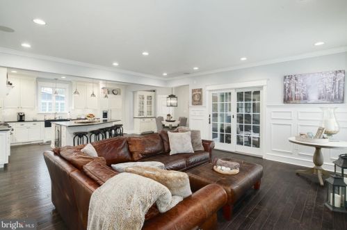 415 Washington Ave, Tavistock NJ 08033-3340 exterior