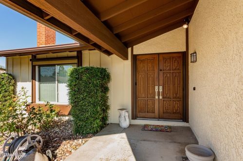 920 Thornwood St, Simi Valley, CA 93065-5646