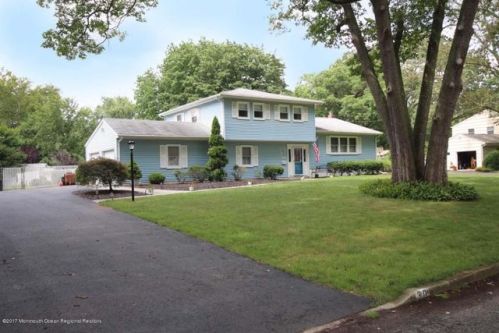 30 Majestic Ave, Lincroft, NJ 07738-1729