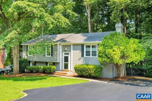 1620 Poes Ln, Charlottesville, VA 22911-7534