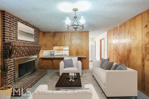 2363 Woodridge Dr, Marietta, GA 30066-5335