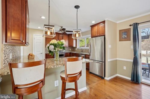 8138 Viola St, Springfield VA  22152-3626 exterior