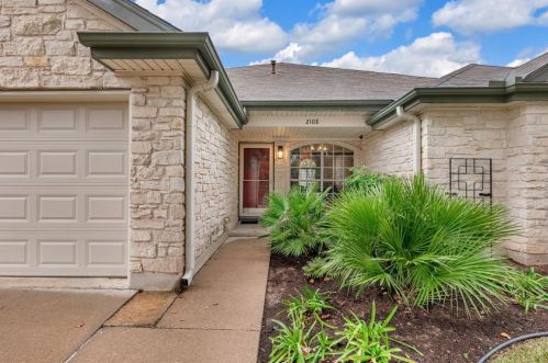 2108 Emmett Pkwy, Austin, TX 78728-4552