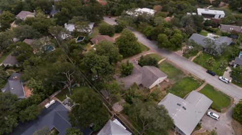 304 Blue Rdg Trl, Austin TX  78746-4538 exterior