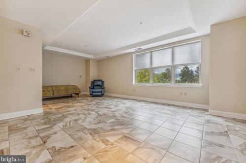 2304 Windrow Dr, Princeton NJ 08540-5020 exterior