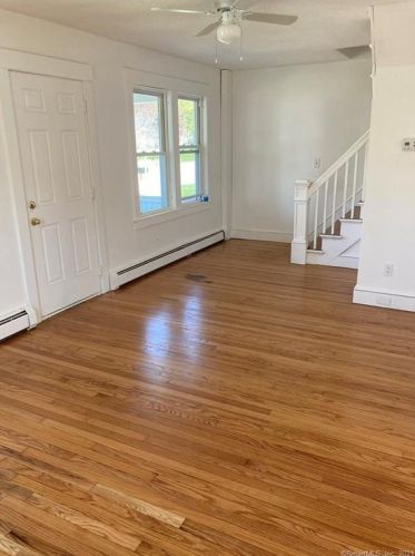4 Pleasant St, Killingly CT  06241-1605 exterior