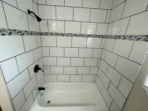 3800 Knox St, Fort Worth TX  76119-4819 exterior