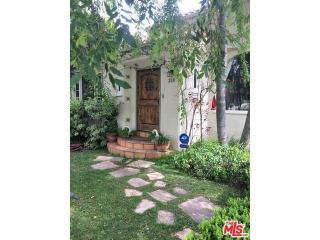 326 Huntley Dr, Los Angeles CA  90048-1919 exterior