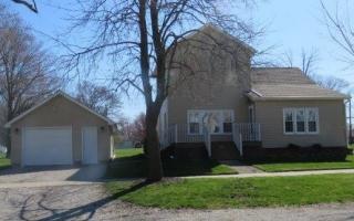 217 3rd Ave, Yates, IL 61726-1035